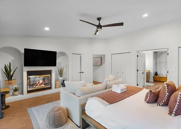 Hébergement de vacances Mammoth Rock Lodge-new Family Remodeled 2 Hot Tubs & Game Sedona